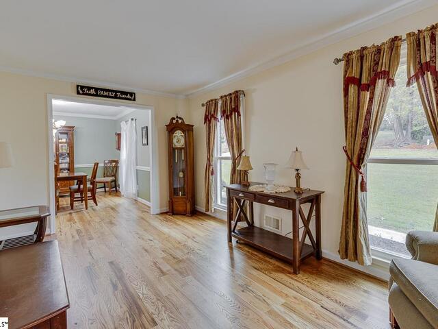 Photo of 206 W Killarney Lake