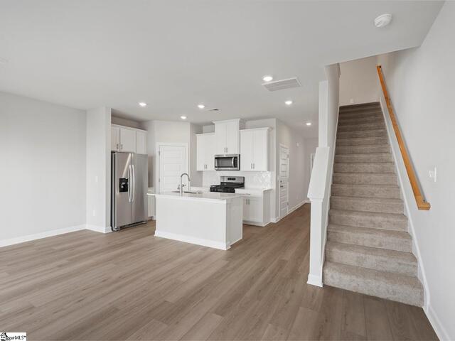 Photo of 310 Hampton George Court