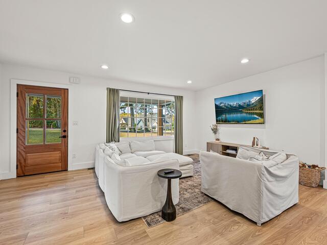 Photo of 824 Cumberland Drive