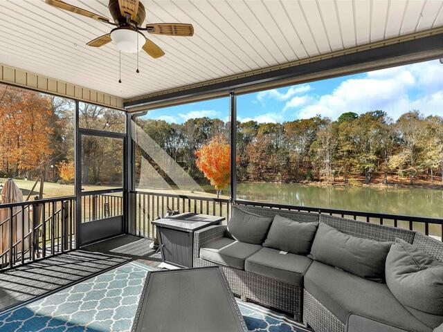 Photo of 1019 Tuscany Drive