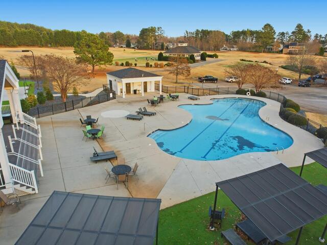 Photo of 300 Laurel Valley Way