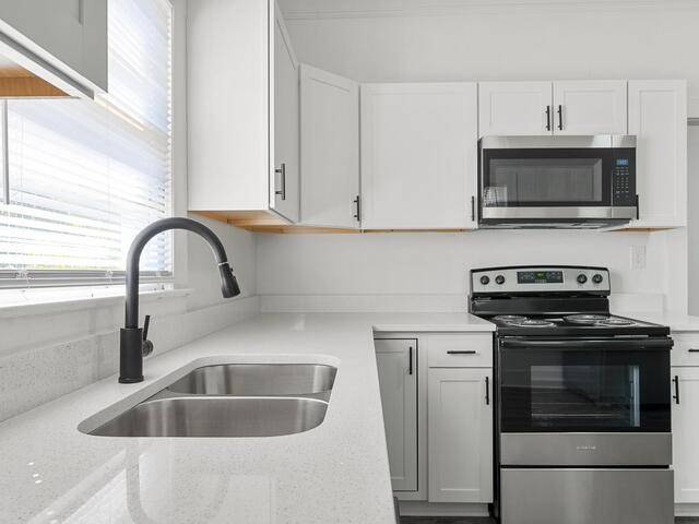 Photo of 503 Hayes Street