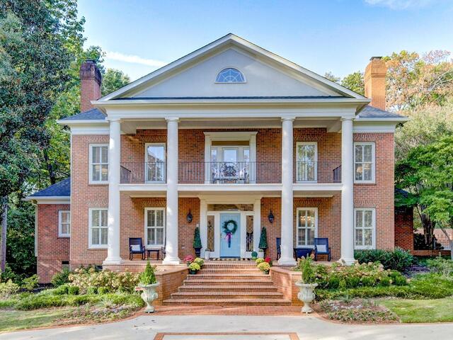 Photo of 118 Tuscany Way