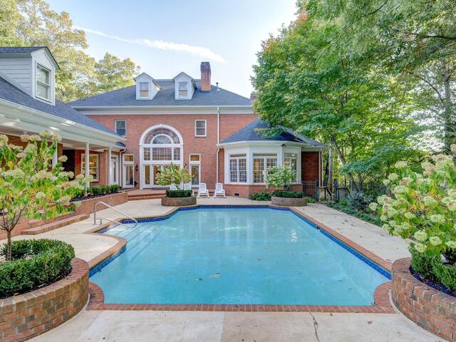 Photo of 118 Tuscany Way