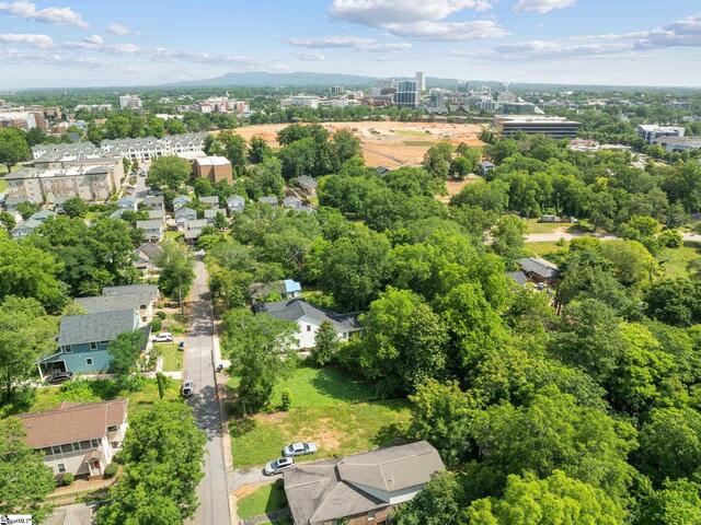Photo of 15 Chicora Avenue
