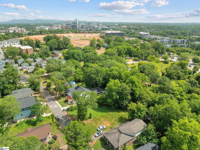 Photo of 15 Chicora Avenue