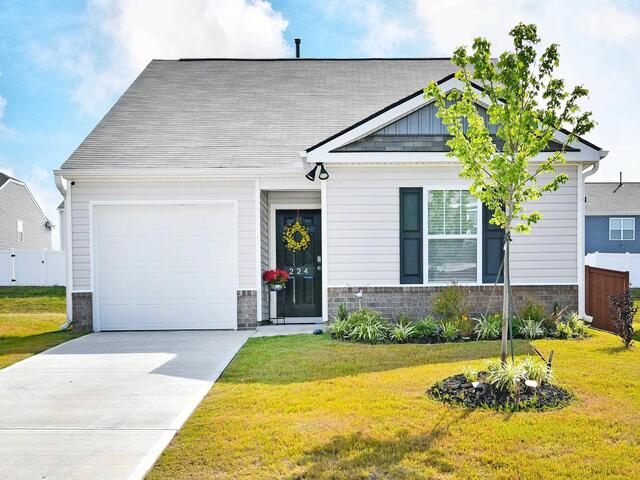 Photo of 224 Boxbury Way