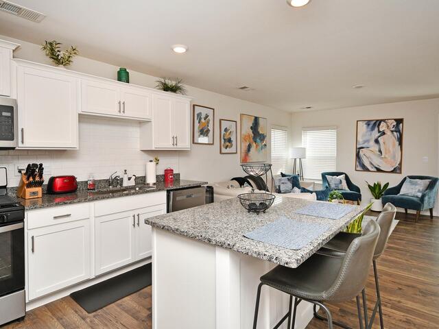 Photo of 224 Boxbury Way