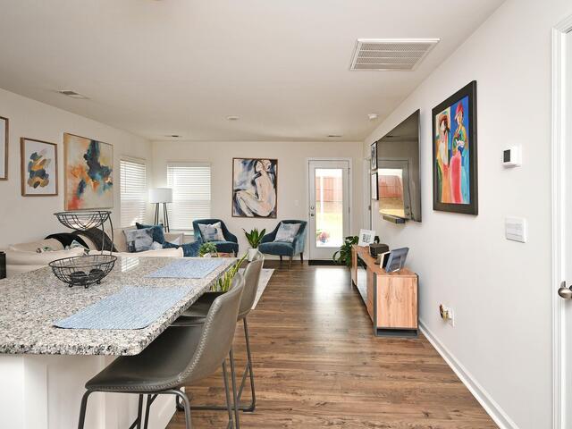 Photo of 224 Boxbury Way