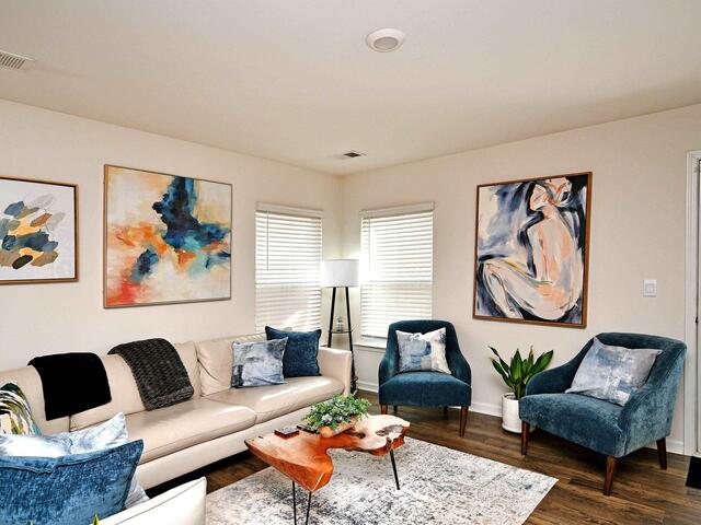 Photo of 224 Boxbury Way