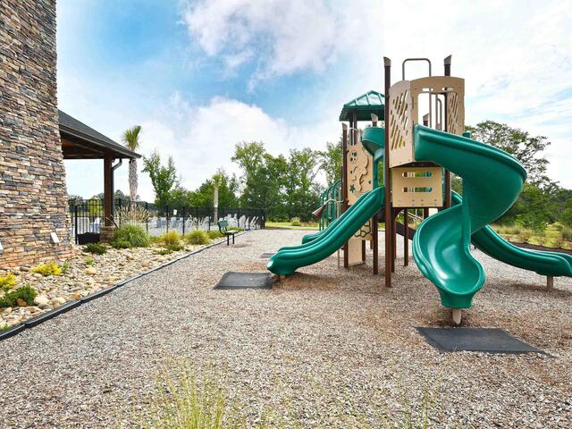 Photo of 224 Boxbury Way