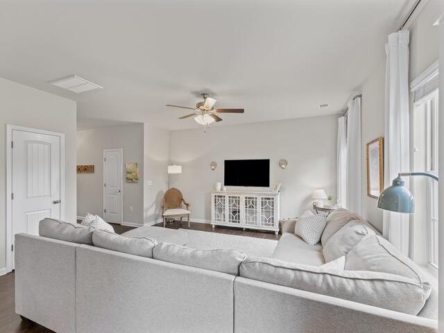 Photo of 207 Ashwood Lane