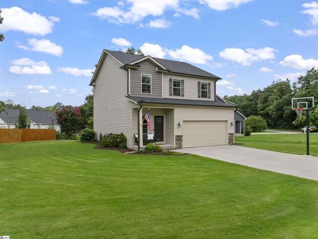 Photo of 207 Ashwood Lane