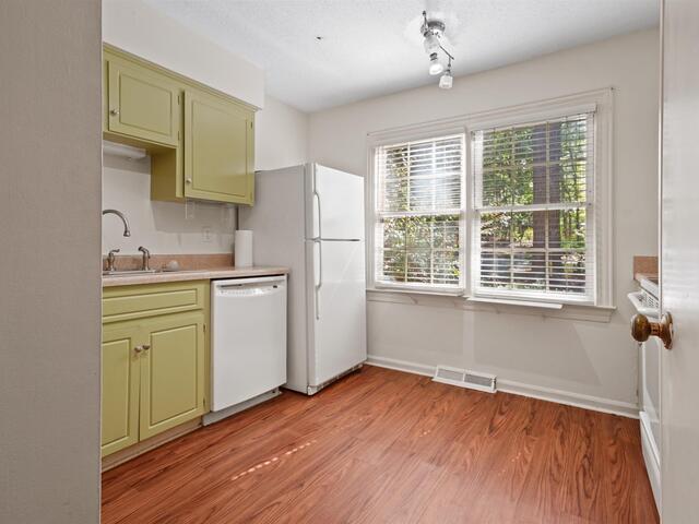 Photo of 21 Forest Oaks Way