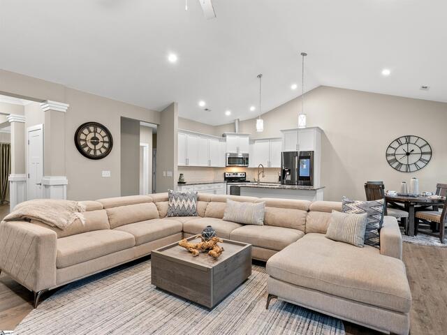 Photo of 1437 Casey Creek Road