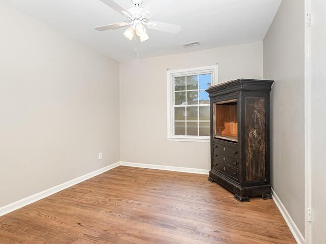 Photo of 220 Willow Oaks Drive Photo of 220 Willow Oaks Drive