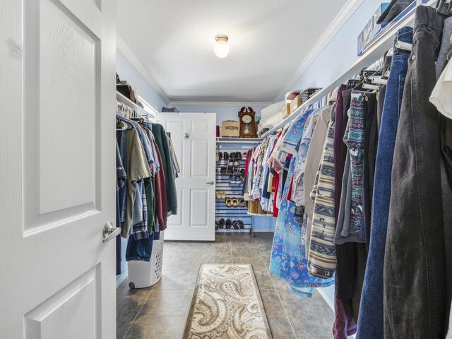 Photo of 332 Brookview Court