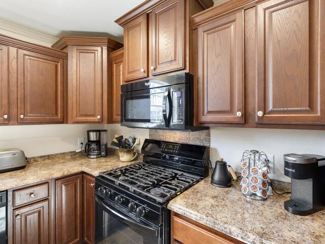 Photo of 332 Brookview Court