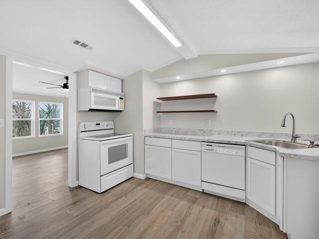 Photo of 414 Hillside Drive
