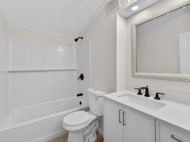 Photo of 414 Hillside Drive