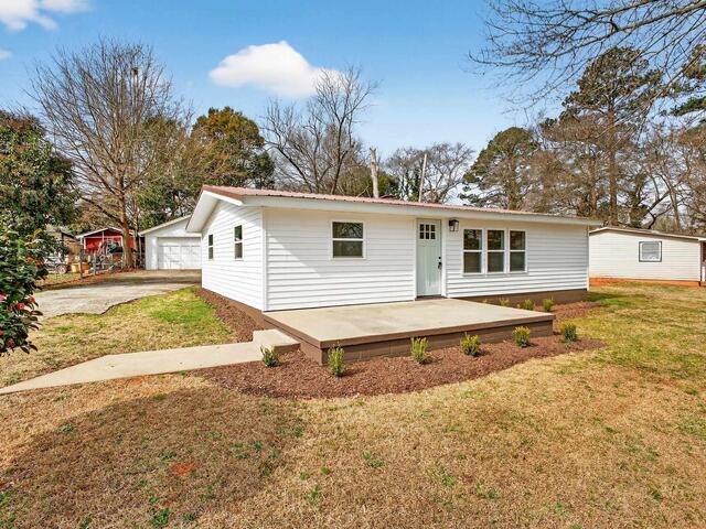 Photo of 414 Hillside Drive