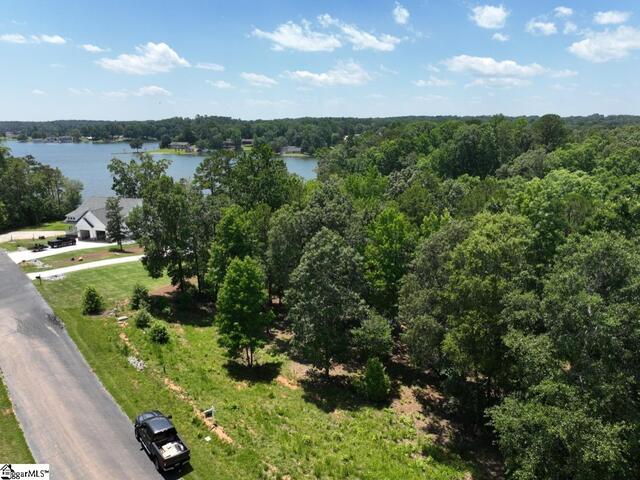 Photo of 44 Creekpoint Drive