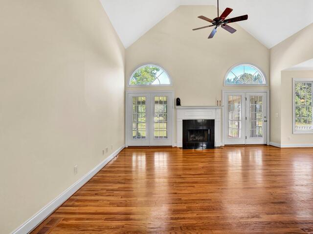 Photo of 10 Laurelcrest Lane