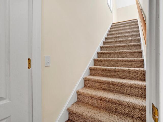 Photo of 10 Laurelcrest Lane