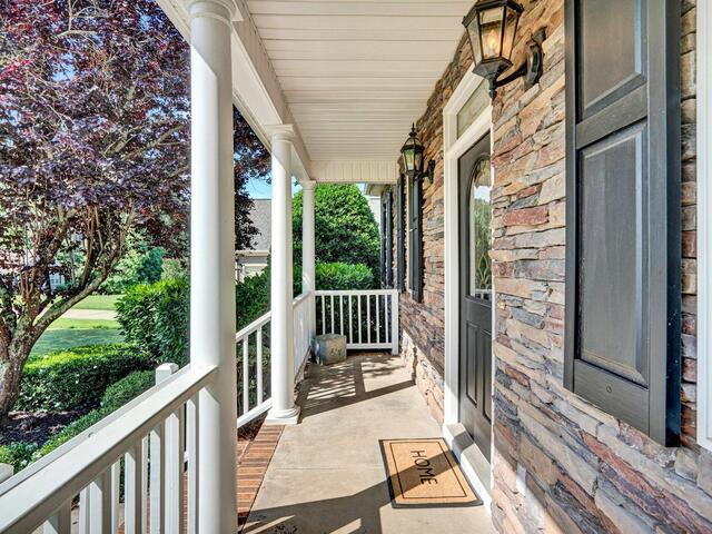 Photo of 10 Laurelcrest Lane