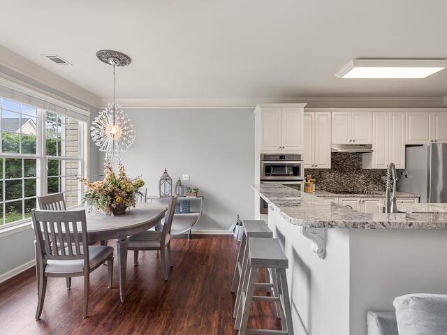 Photo of 409 Heather Falls Lane