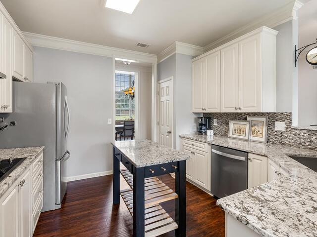 Photo of 409 Heather Falls Lane