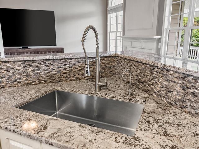 Photo of 409 Heather Falls Lane