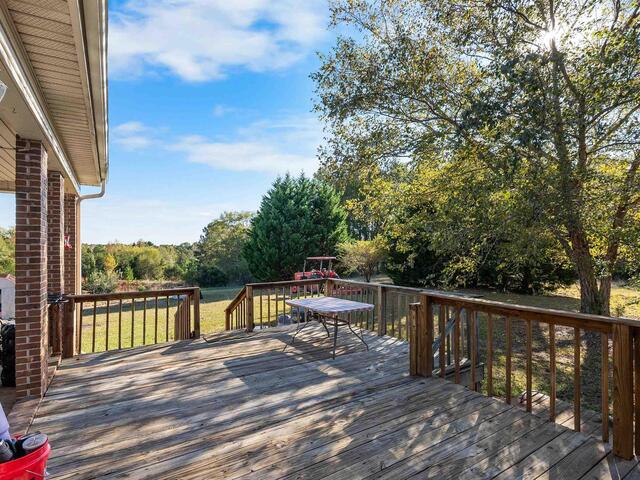 Photo of 210 Graystone Road