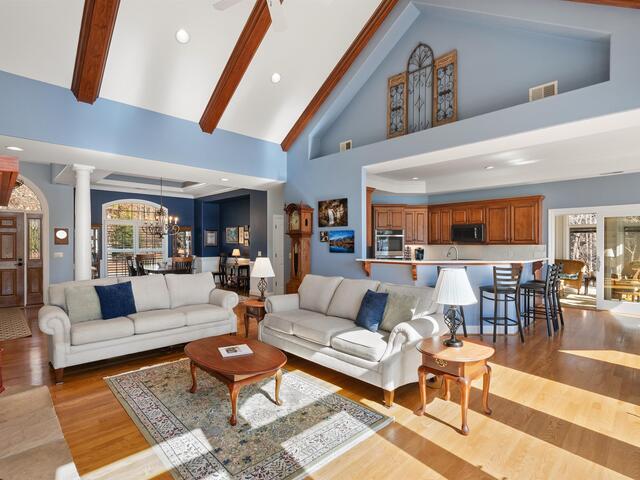 Photo of 613 Lighthouse Court