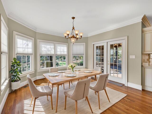 Photo of 42 Bateswood Drive