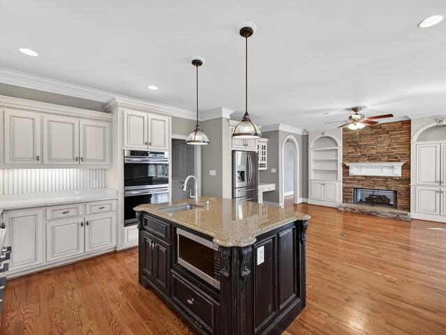 Photo of 42 Bateswood Drive