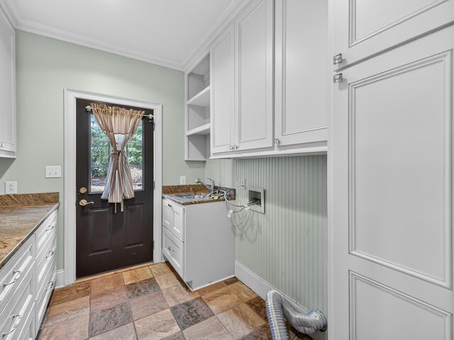 Photo of 42 Bateswood Drive