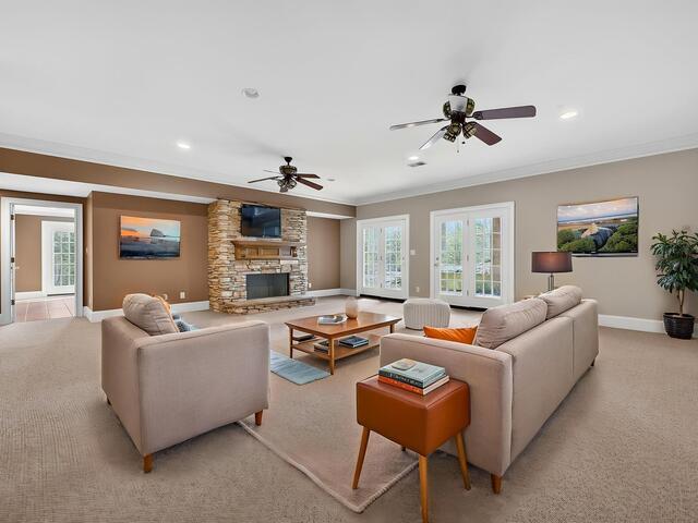 Photo of 42 Bateswood Drive