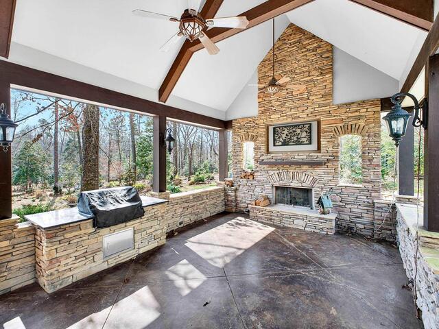 Photo of 42 Bateswood Drive