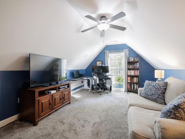 Photo of 531 Woodheights Way