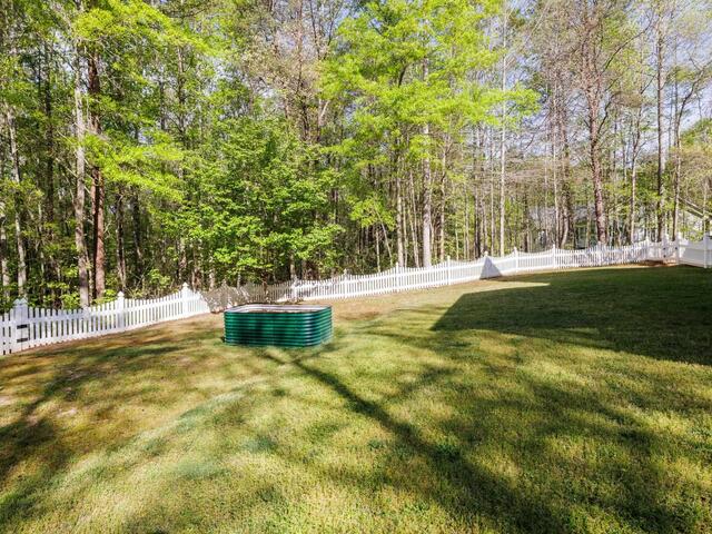Photo of 531 Woodheights Way