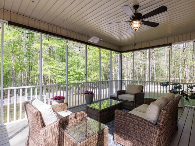 Photo of 531 Woodheights Way