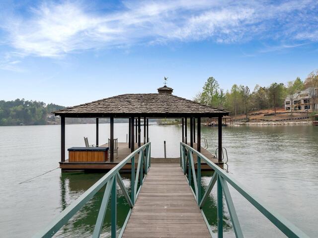 Photo of 222 Long Ridge Road