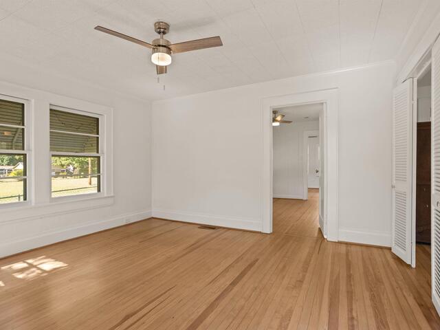 Photo of 401 Rogers Avenue