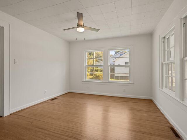 Photo of 401 Rogers Avenue