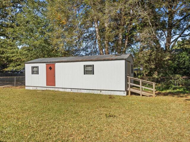 Photo of 401 Rogers Avenue