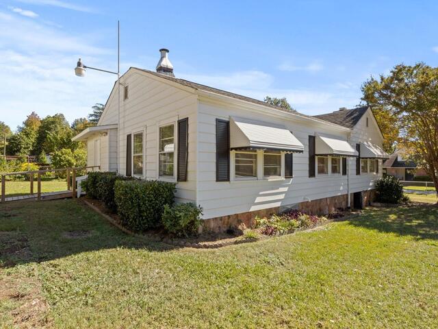 Photo of 401 Rogers Avenue