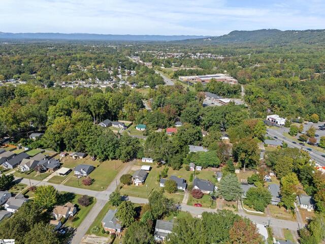 Photo of 401 Rogers Avenue