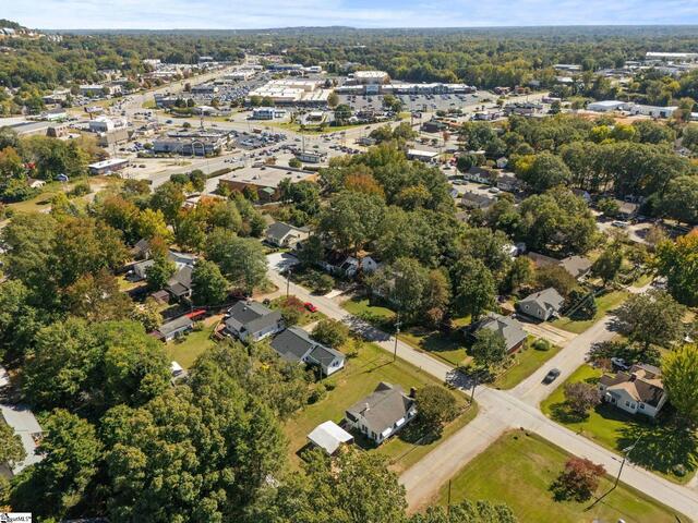 Photo of 401 Rogers Avenue