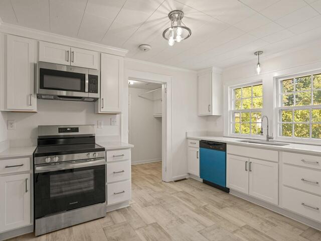 Photo of 401 Rogers Avenue